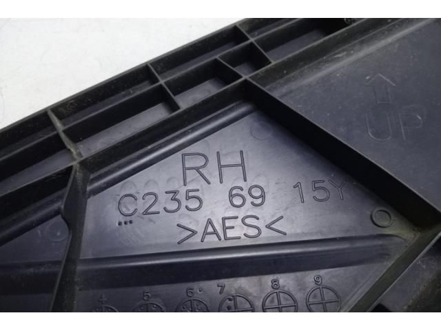 bontott MAZDA 5 Jobb első Ajtó Díszléc