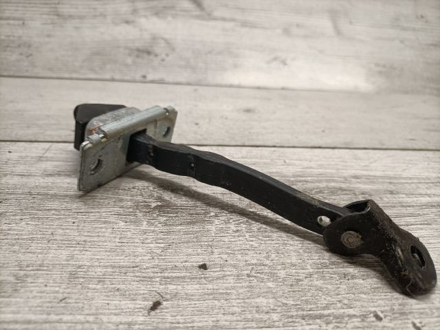 bontott MAZDA 5 Jobb első Ajtóhatároló