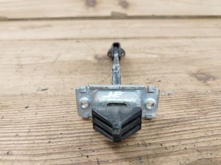 bontott MAZDA 5 Jobb első Ajtóhatároló