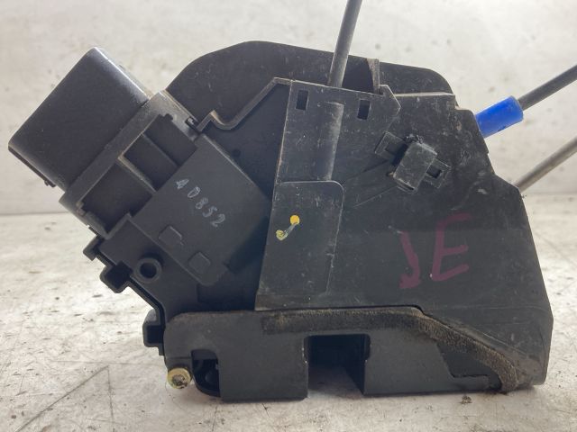 bontott MAZDA 5 Jobb első Ajtózár