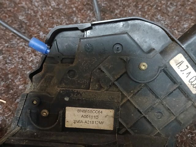 bontott MAZDA 5 Jobb első Ajtózár