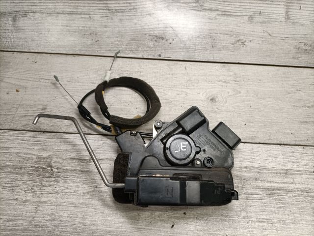 bontott MAZDA 5 Jobb első Ajtózár