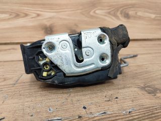 bontott MAZDA 5 Jobb első Ajtózár