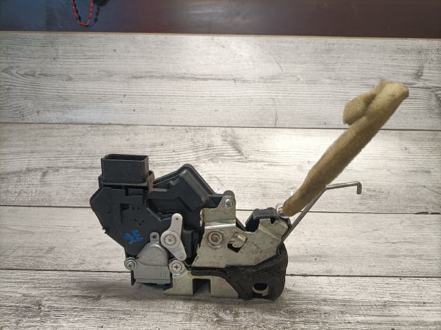 bontott MAZDA 5 Jobb első Ajtózár