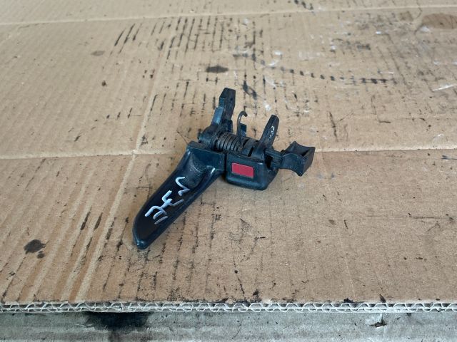 bontott MAZDA 5 Jobb első Belső Kilincs