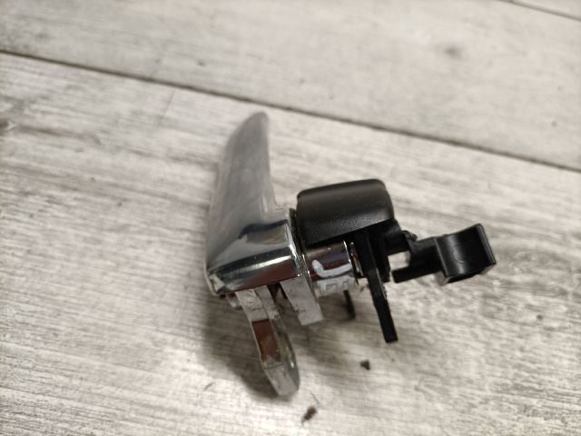 bontott MAZDA 5 Jobb első Belső Kilincs