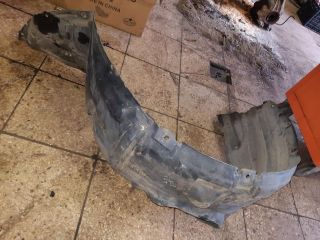 bontott MAZDA 5 Jobb első Dobbetét (Kerékjárati, Műanyag)