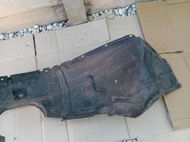 bontott MAZDA 5 Jobb első Első Dobbetét (Kerékjárati, Műanyag)