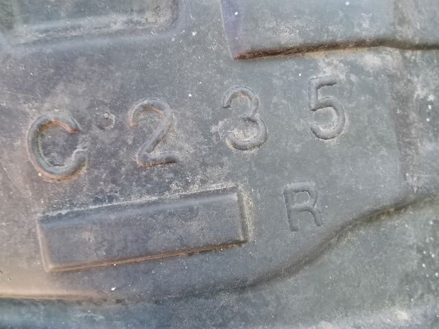 bontott MAZDA 5 Jobb első Első Dobbetét (Kerékjárati, Műanyag)