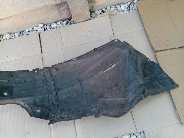 bontott MAZDA 5 Jobb első Első Dobbetét (Kerékjárati, Műanyag)