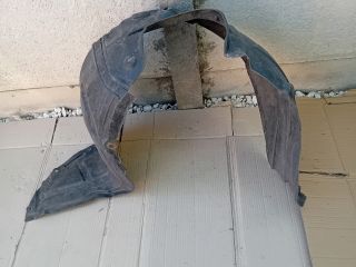 bontott MAZDA 5 Jobb első Első Dobbetét (Kerékjárati, Műanyag)