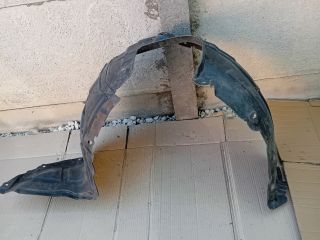 bontott MAZDA 5 Jobb első Első Dobbetét (Kerékjárati, Műanyag)