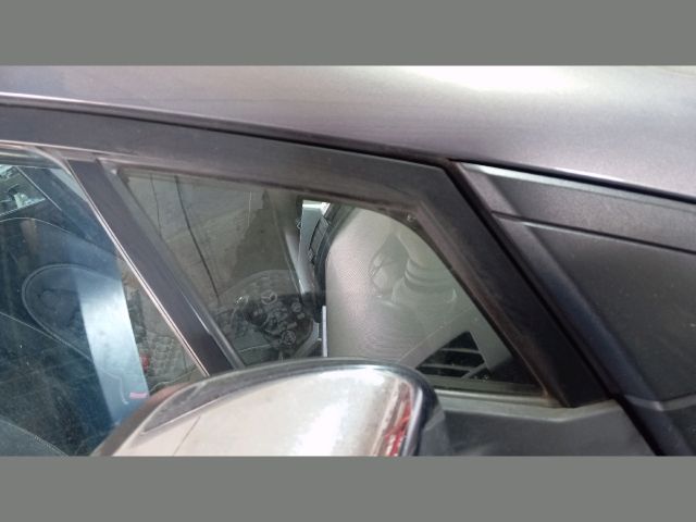 bontott MAZDA 5 Jobb első Fixüveg (Ajtóban)