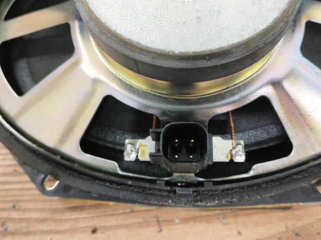 bontott MAZDA 5 Jobb első Hangszóró