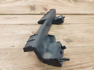 bontott MAZDA 5 Jobb első Oldal Lökhárító Tartó (Műanyag)