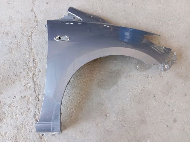 bontott MAZDA 5 Jobb első Sárvédő