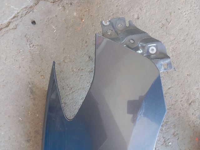 bontott MAZDA 5 Jobb első Sárvédő