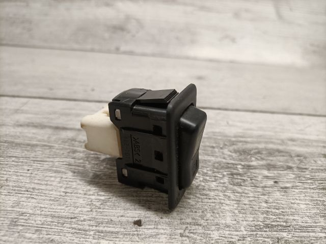 bontott MAZDA 5 Jobb első Ülésfűtés Kapcsoló