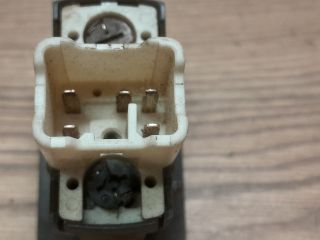 bontott MAZDA 5 Jobb első Ülésfűtés Kapcsoló