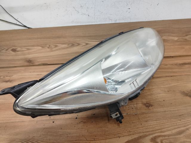 bontott MAZDA 5 Jobb Fényszóró