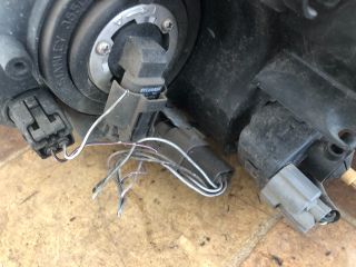 bontott MAZDA 5 Jobb Fényszóró