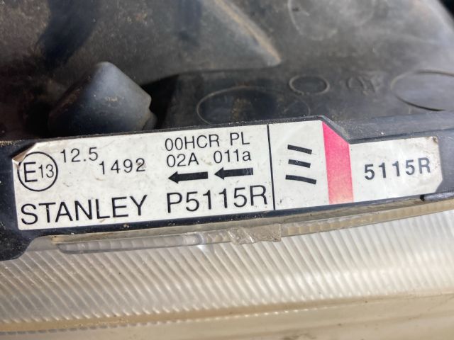 bontott MAZDA 5 Jobb Fényszóró