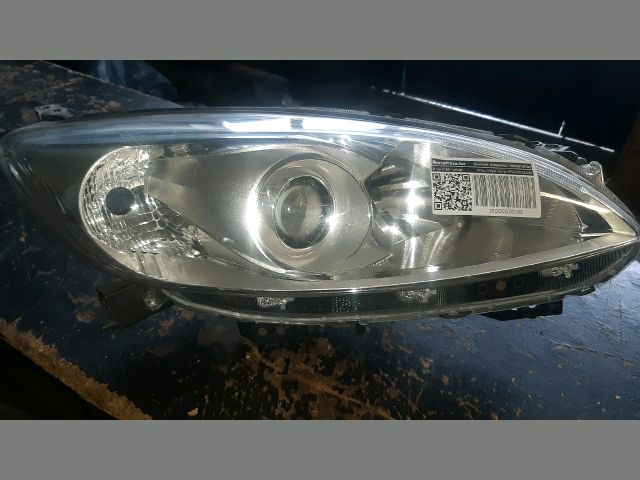 bontott MAZDA 5 Jobb Fényszóró