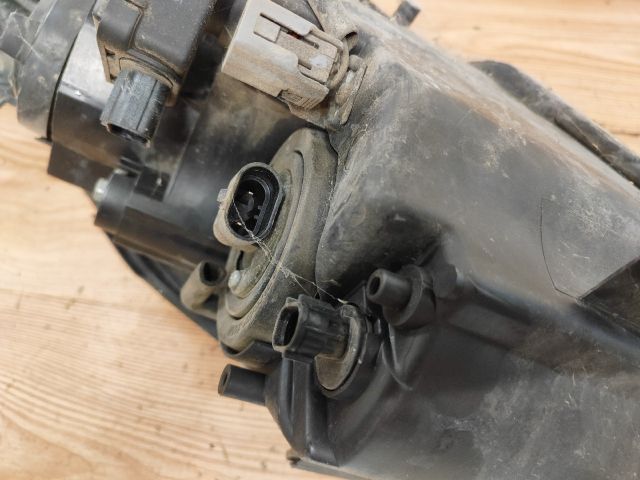 bontott MAZDA 5 Jobb Fényszóró