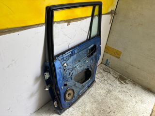 bontott MAZDA 5 Jobb hátsó Ajtó (Üres lemez)