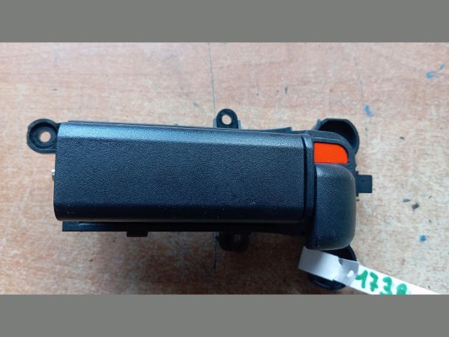 bontott MAZDA 5 Jobb hátsó Belső Kilincs