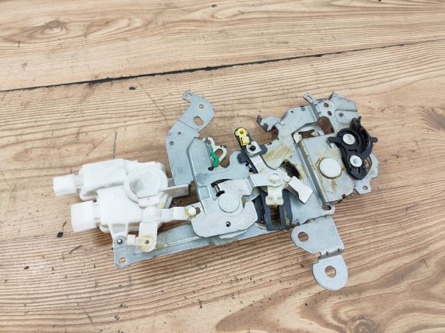 bontott MAZDA 5 Jobb hátsó Központizár Motor