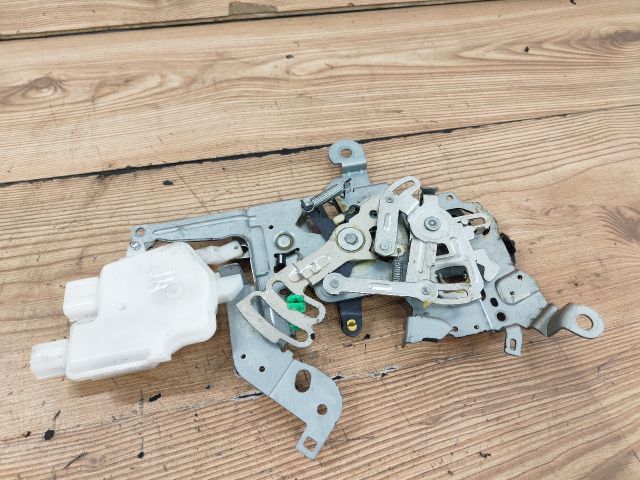 bontott MAZDA 5 Jobb hátsó Központizár Motor
