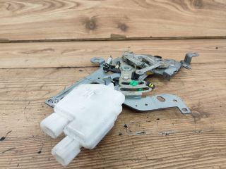 bontott MAZDA 5 Jobb hátsó Központizár Motor