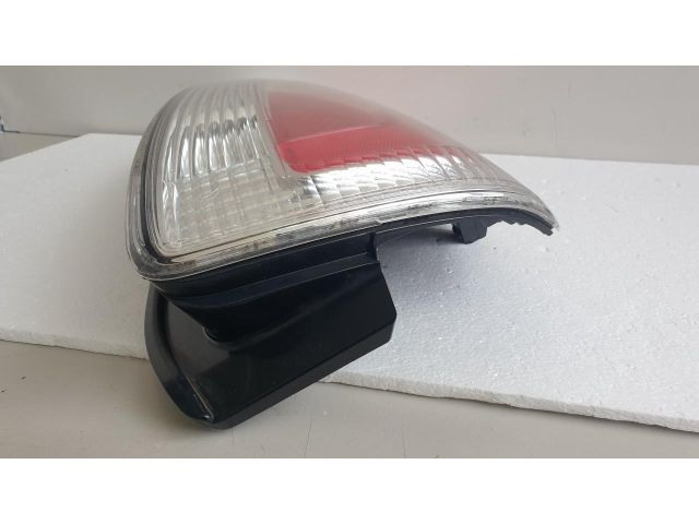 bontott MAZDA 5 Jobb Hátsó Lámpa