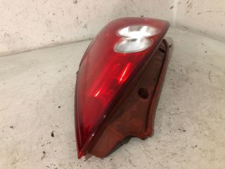 bontott MAZDA 5 Jobb Hátsó Lámpa