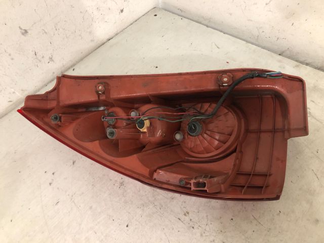 bontott MAZDA 5 Jobb Hátsó Lámpa