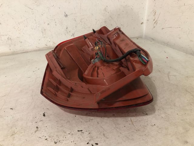 bontott MAZDA 5 Jobb Hátsó Lámpa