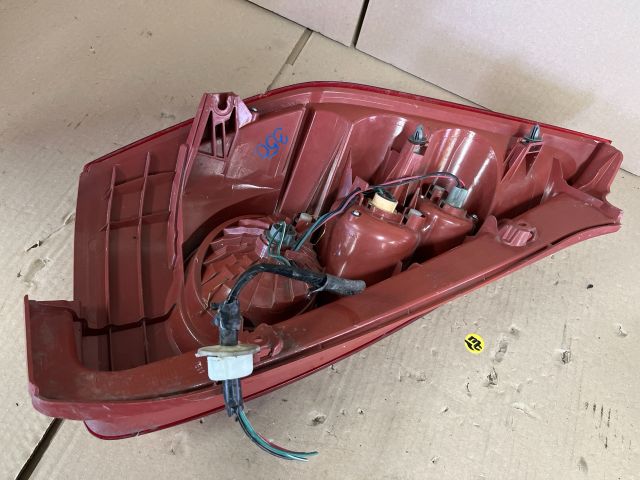 bontott MAZDA 5 Jobb Hátsó Lámpa