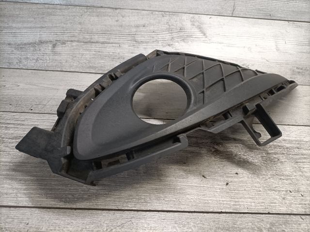 bontott MAZDA 5 Jobb Ködfényszóró Lámpakeret