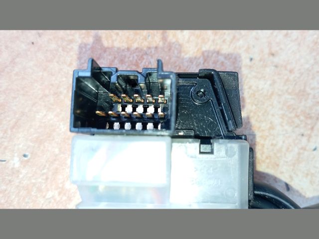 bontott MAZDA 5 Jobb Kormánykapcsoló Ablaktörlő