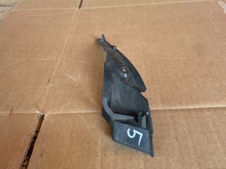 bontott MAZDA 5 Jobb Szélvédő Alatti Vízelvezető Műanyag