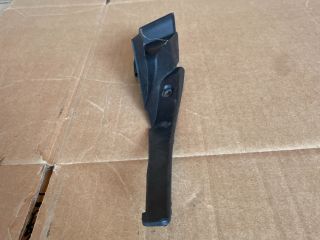 bontott MAZDA 5 Jobb Szélvédő Alatti Vízelvezető Műanyag