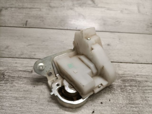 bontott MAZDA 5 Jobb Tolóajtó Zárszerkezet