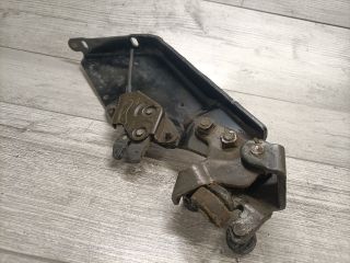 bontott MAZDA 5 Jobb Tolóajtó Zárszerkezet