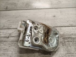 bontott MAZDA 5 Jobb Tolóajtó Zárszerkezet