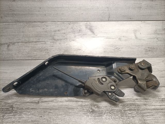 bontott MAZDA 5 Jobb Tolóajtó Zárszerkezet