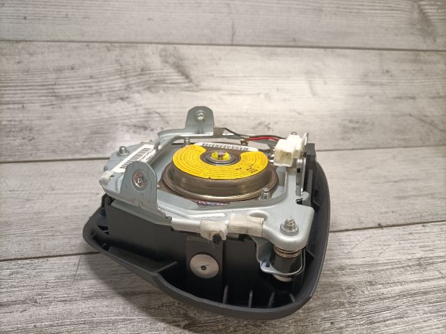 bontott MAZDA 5 Kormánylégzsák