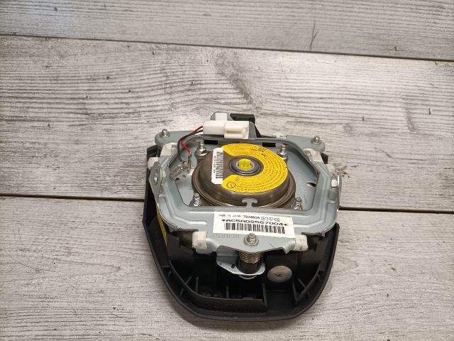 bontott MAZDA 5 Kormánylégzsák