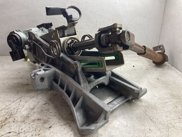 bontott MAZDA 5 Kormányoszlop