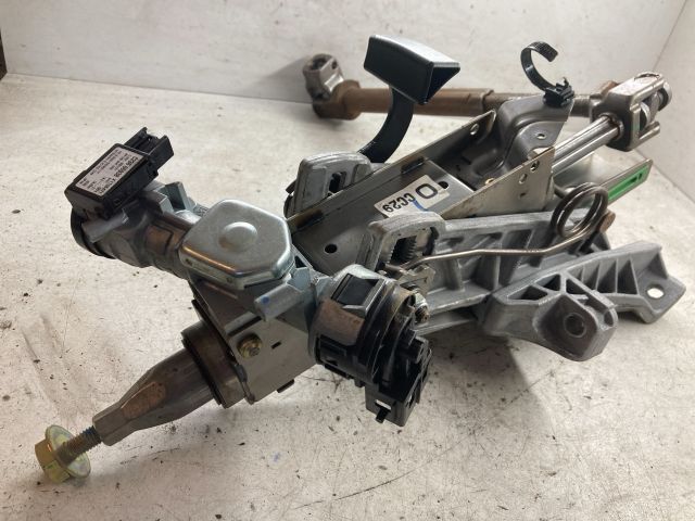 bontott MAZDA 5 Kormányoszlop